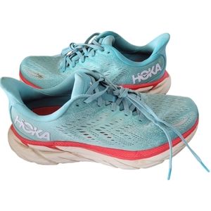 Hoka Clifton 8 running shoes